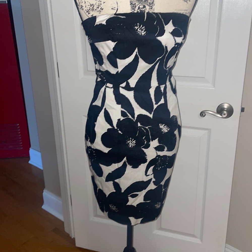 Strapless floral Hawaiian dress express